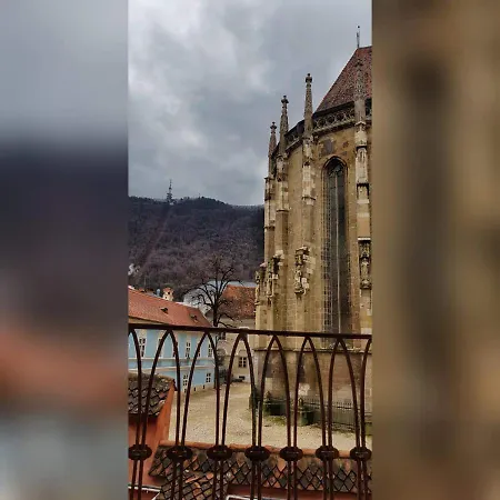 Piata Sfatului Брашов